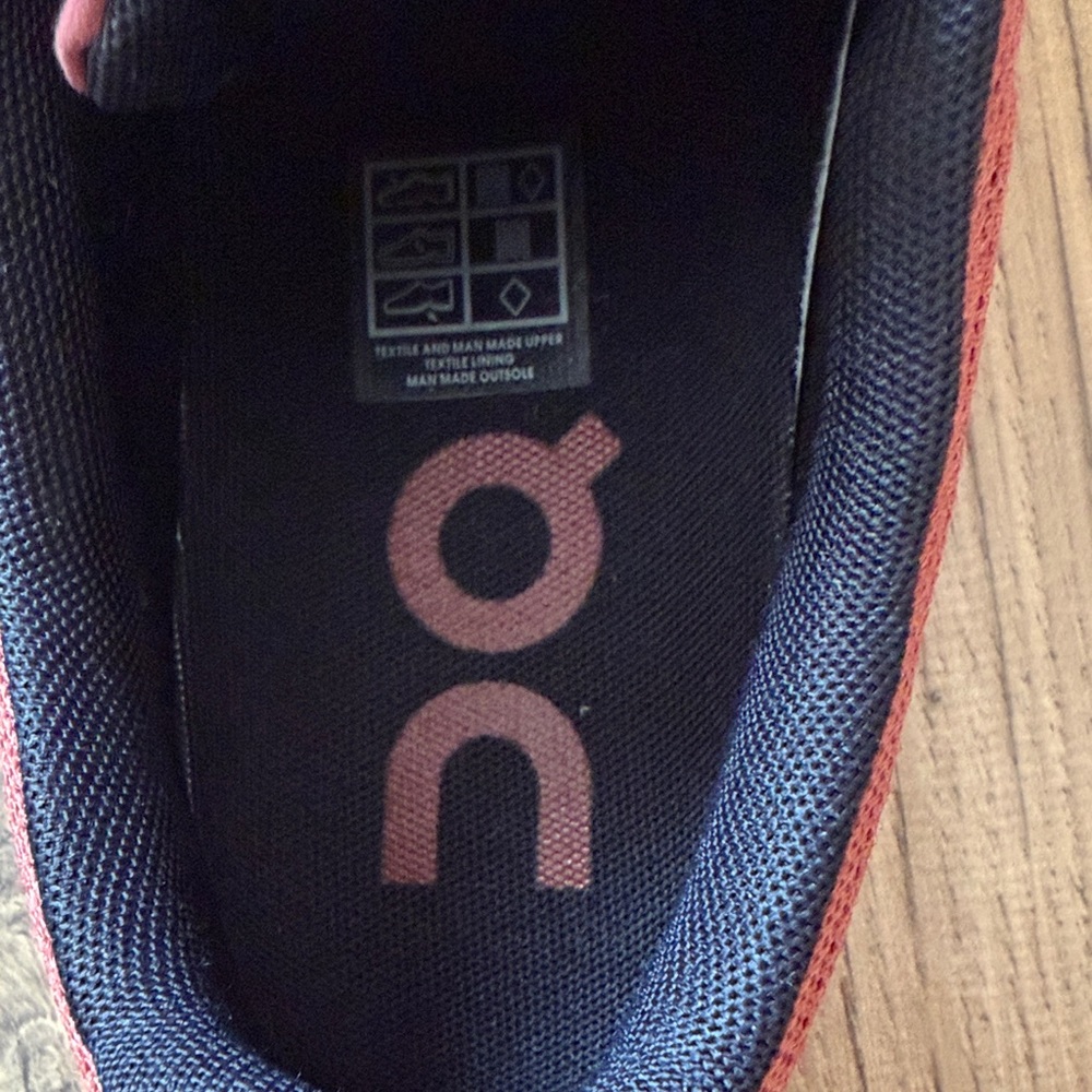 On Cloud 5 Running Shoes | Ruby Rust Red | Women’s 9.5 - Picture 3 of 9